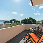 Дом отдыха House Adriatic Blue Dream Ртина