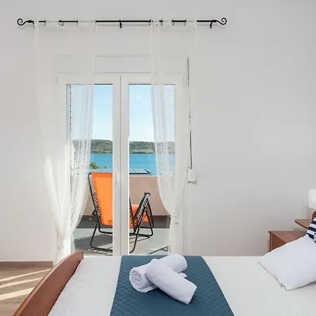 House Adriatic Blue Dream *