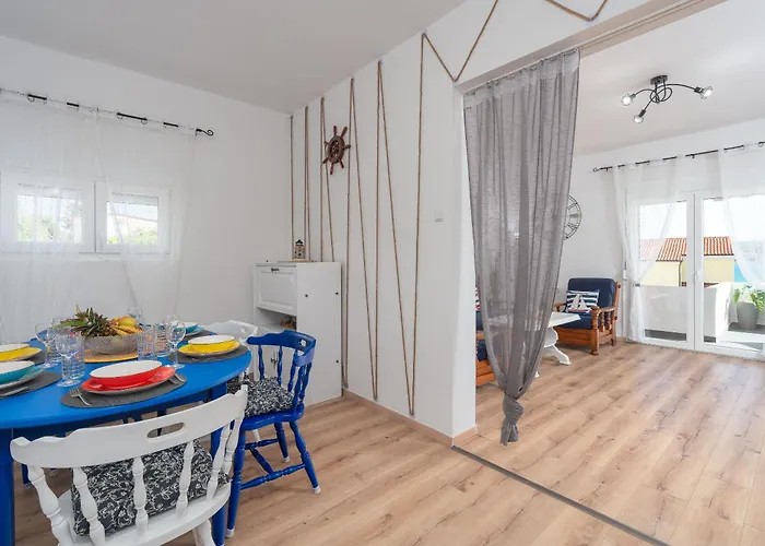 House Adriatic Blue Dream * ルティナ